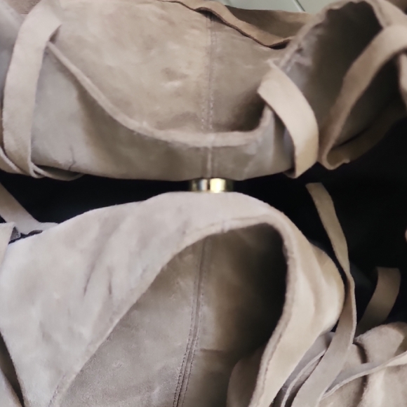 JJ Winters Kellie Tan Fringe Slouchy Leather Suede Shoulder Bag - Picture 9 of 17